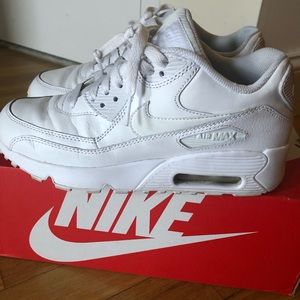 White Airmax 👟